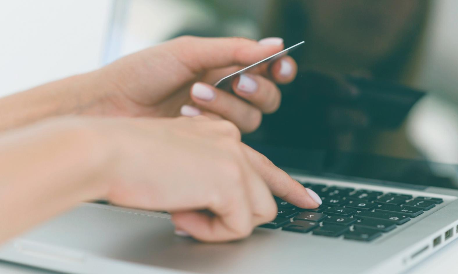 Infraestructura técnica que soporta la entrega de contenido educativo